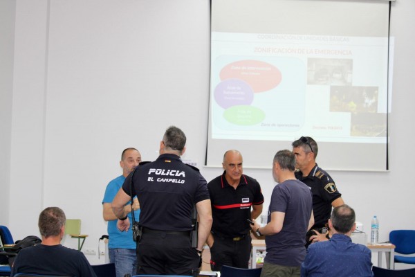 Policía Local, Guardia Civil y Bomberos ultiman un protocolo de emergencias en El Campello