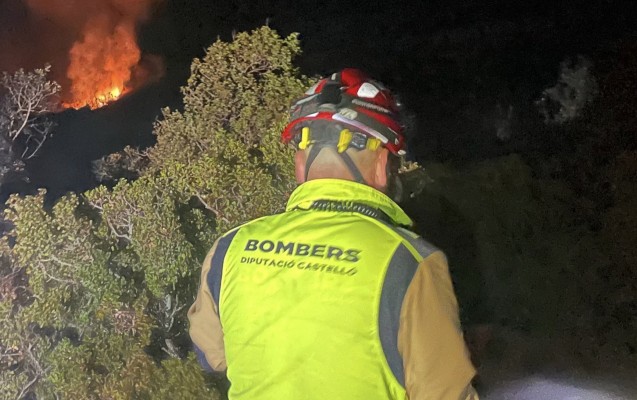 El Gobierno aprueba 47 millones para apoyar con medios aéreos la extinción de incendios forestales