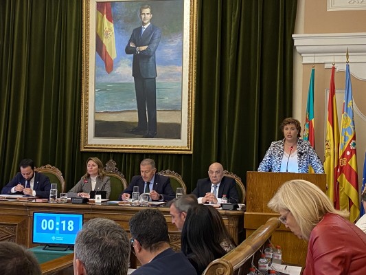 El PSPV acusa a Carrasco de ser cómplice de Vox si avala eliminar del callejero la plaza del País Valencià