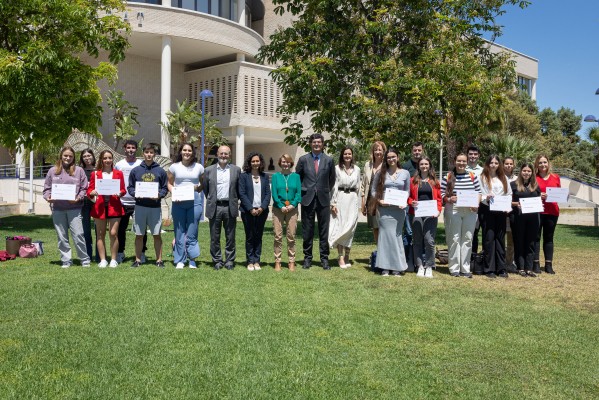 Facsa concede un total de 22 ayudas de matrícula al estudiantado de Castelló de la UJI