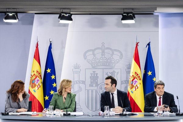 El Gobierno aprueba el anteproyecto de Ley de administradores y compradores de créditos
