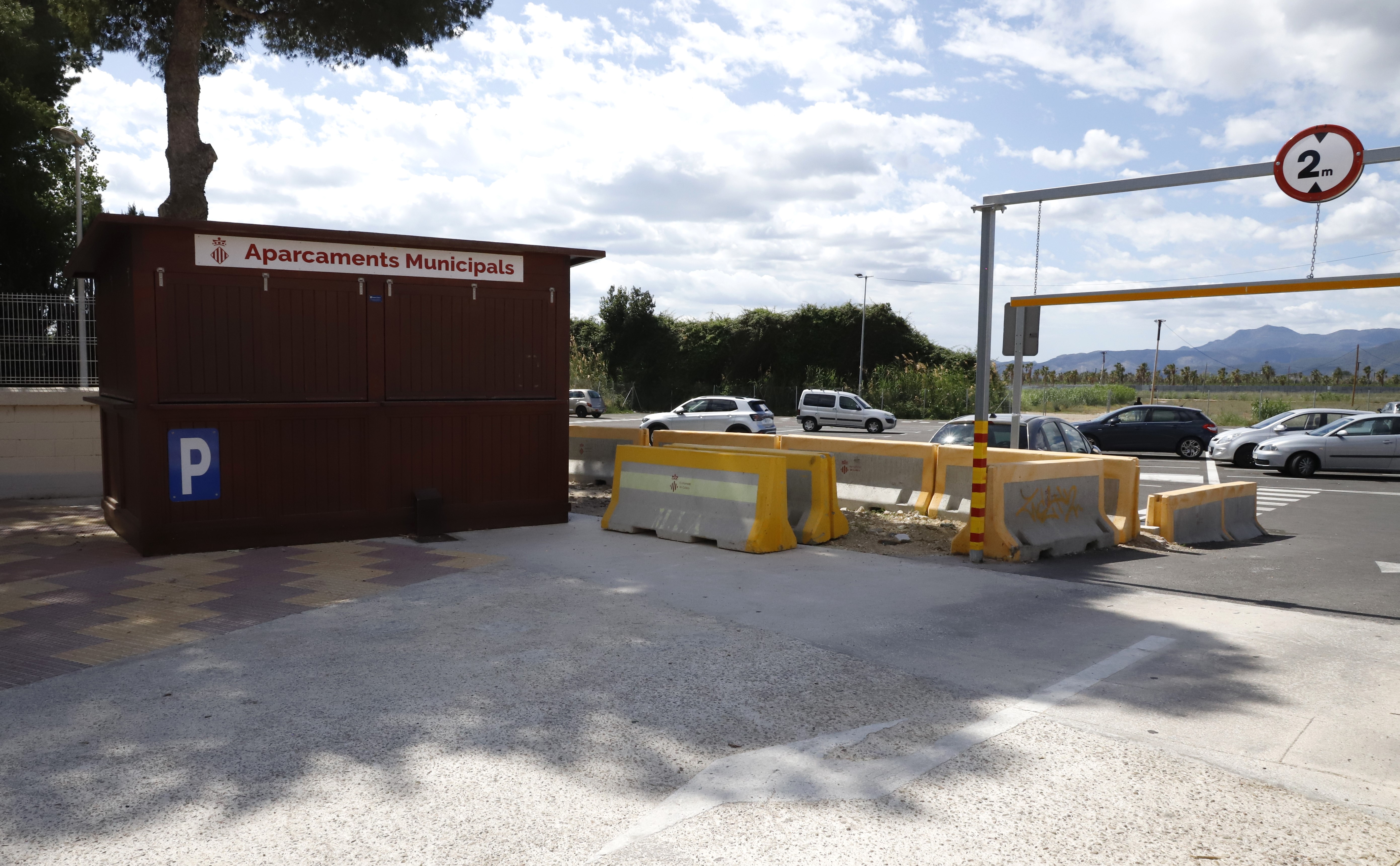Cullera oferta 1.755 plazas de parking público para verano