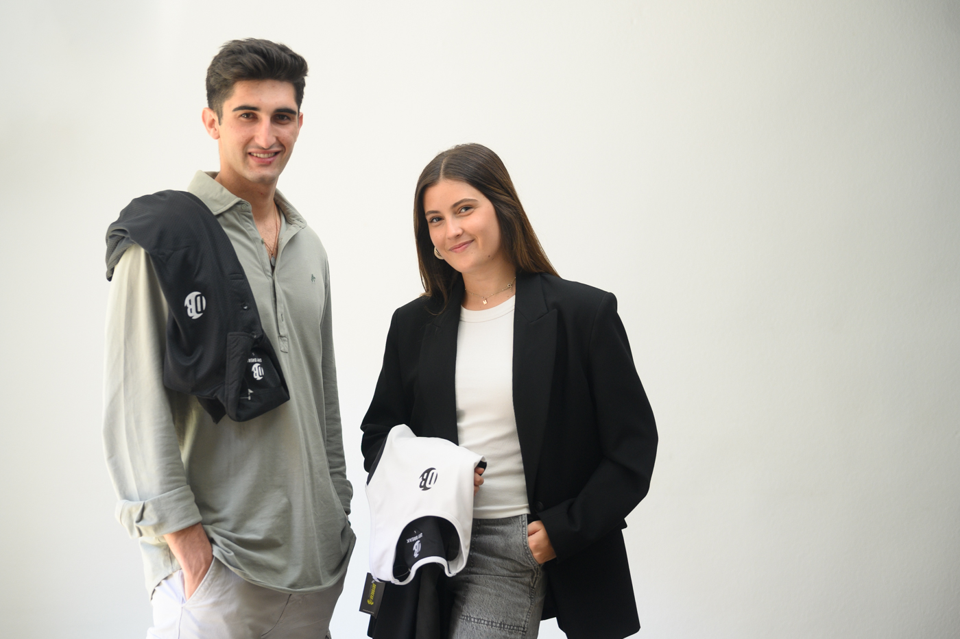 De la universidad a la pista: Drybreak diseña ropa de pádel que facilita el secado de manos