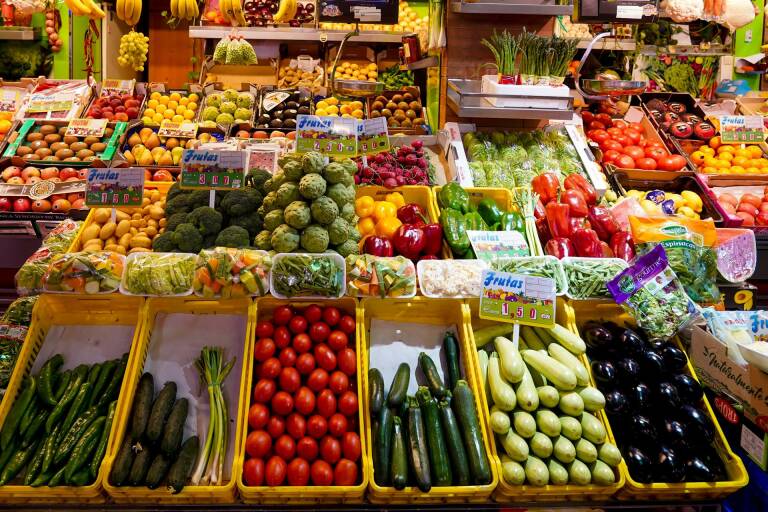 El IPC escala al 3,3% en abril en España por los alimentos y el mayor coste del gas
