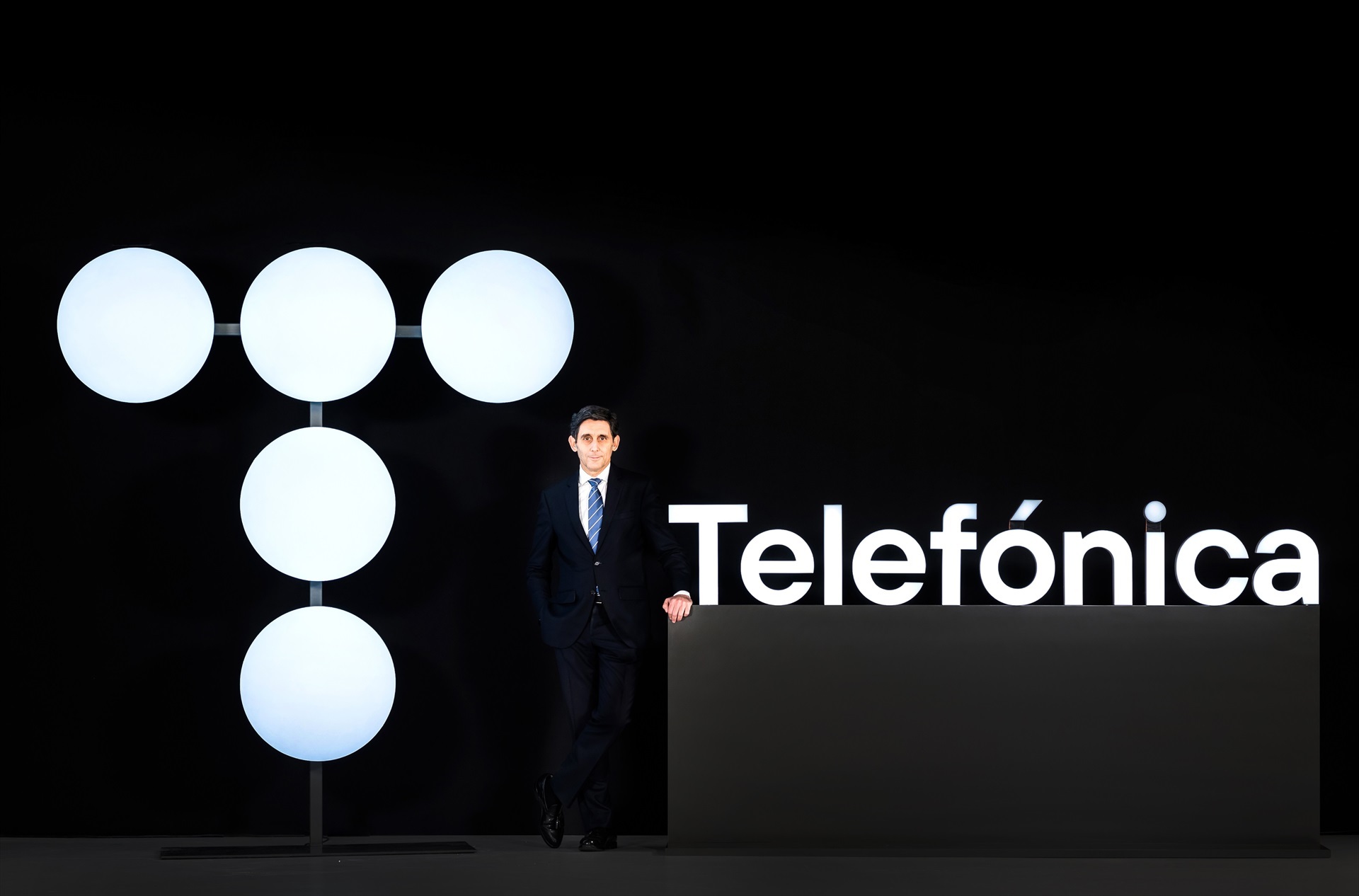 La SEPI supera el umbral del 8% en el capital de Telefónica