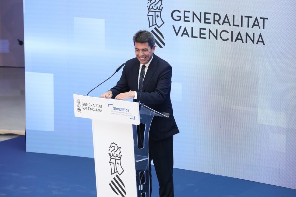 De facilidades para abrir negocios a proyectos de interés: así es el Plan Simplifica de Mazón 
