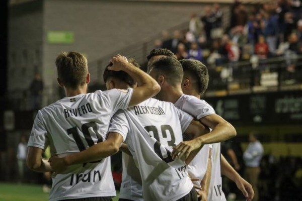 Álex Cerdà y Carlos Benítez se la juegan hasta el final