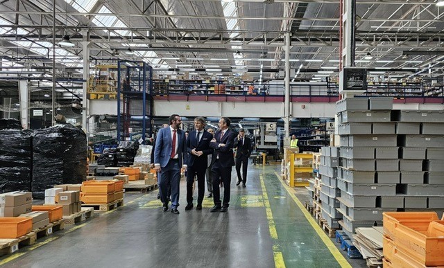 Ayuso recibe al consejero de Economía y ponen en común sus principales proyectos