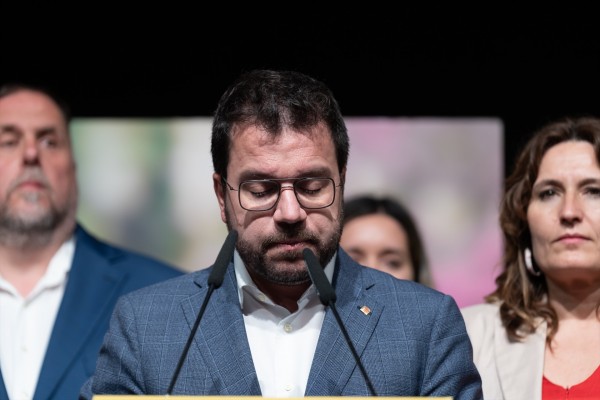 Pere Aragonès deja la primera línea política y no será diputado del Parlament