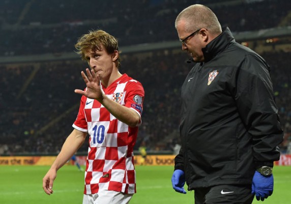 Modric, casi descartado para medirse a España