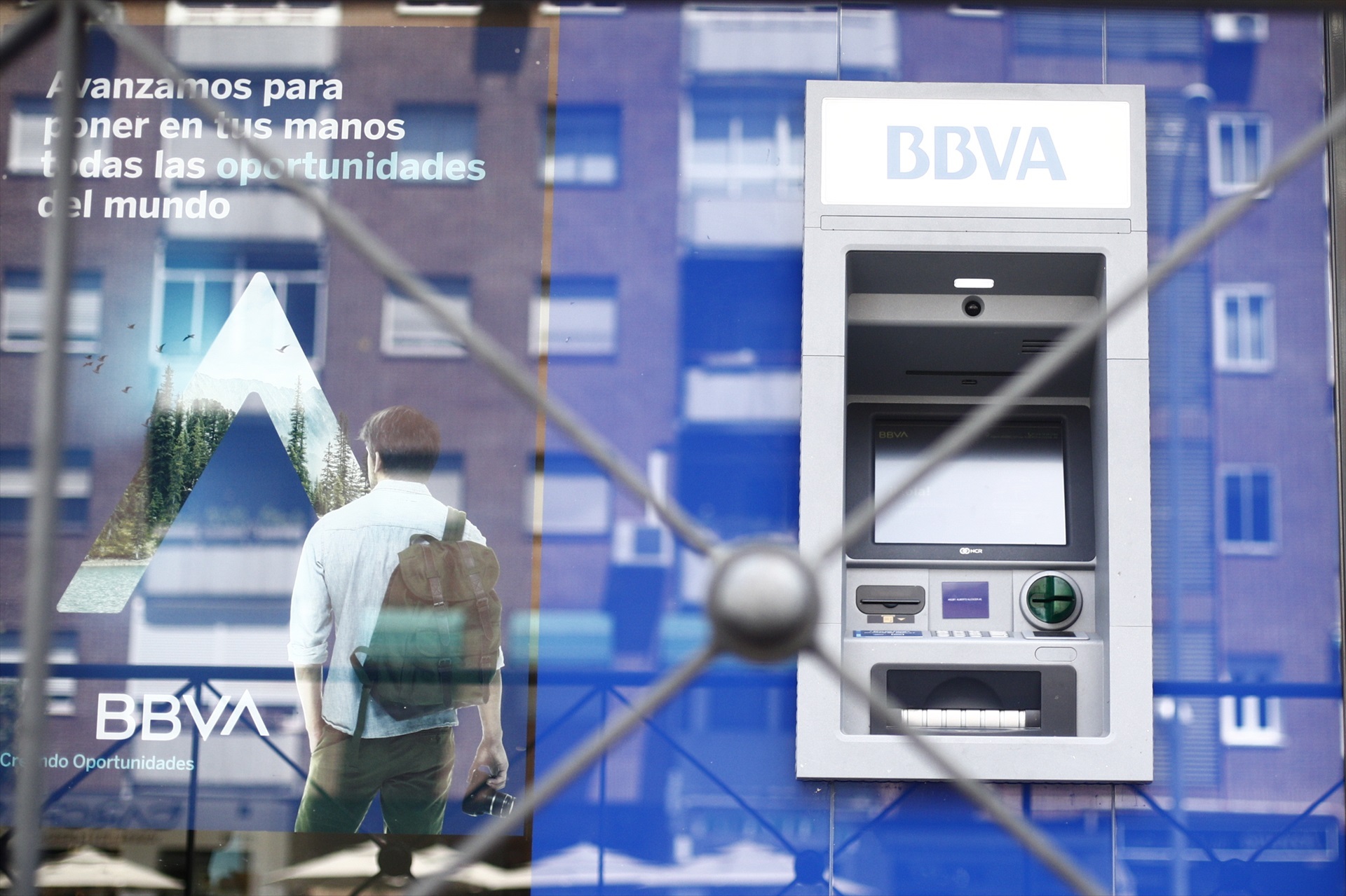 Asociaciones de consumidores alertan de los riesgos de la concentración bancaria