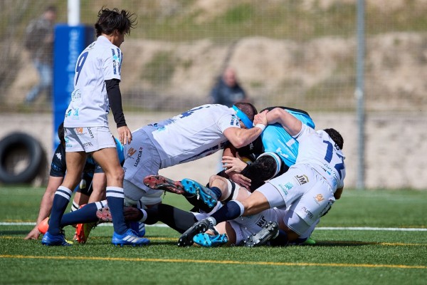 El Huesitos La Vila se juega el ascenso directo en Las Rozas
