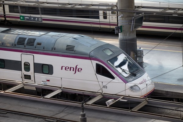 Los trenes de la alta velocidad Madrid-Levante recuperan la normalidad en la circulación en Chamartín