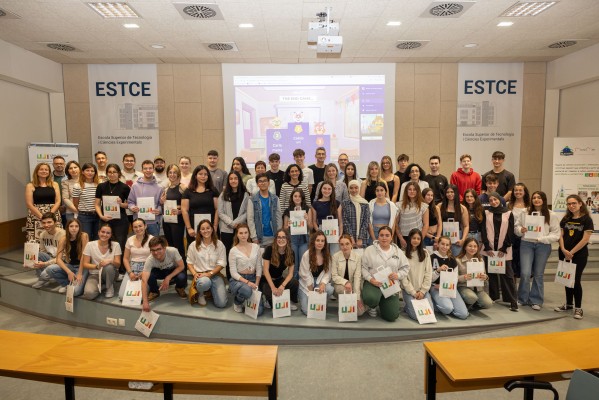 Més de 130 joves de Castelló fan realitat la 3ª edició del projecte de ciència ciutadana MicroMón UJI