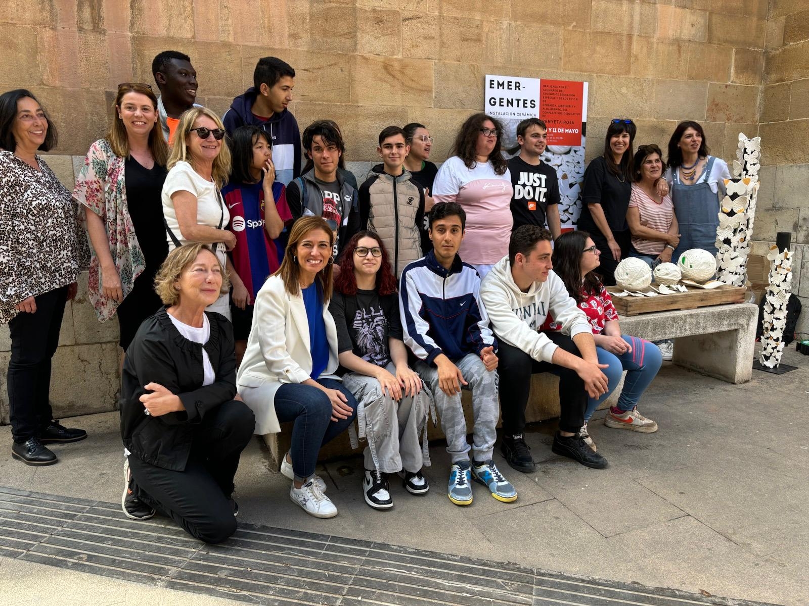 La Nit de l'Art se abre a la cerámica con el trabajo de alumnos de educación especial de Penyeta Roja