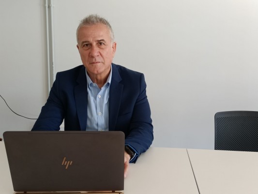 Cómo incentivar el comercio local mediante el uso de chatbots: una investigación entre UA y Cenid