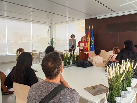 Cámara de Comercio organiza una jornada sobre ayudas para empresas turísticas en Orihuela Costa