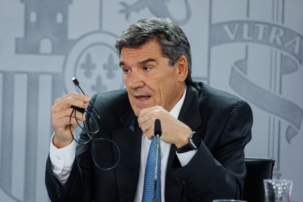 Escrivá no descarta que la SEPI nombre un segundo consejero en Telefónica
