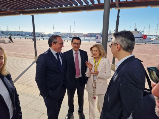 Ibáñez destaca la apuesta de PortCastelló para liderar el transporte marítimo de corta distancia
