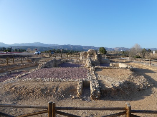 Roma emerge en Vilanova d'Alcolea: investigadores recuperan un broche de plata de la época imperial