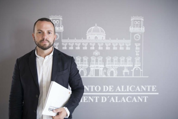 Compromís insta a suprimir fondos para los toros en Alicante y dar a la plaza usos culturales