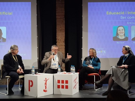 Los expertos reivindican la Inteligencia Artificial como motor de cambio del modelo educativo
