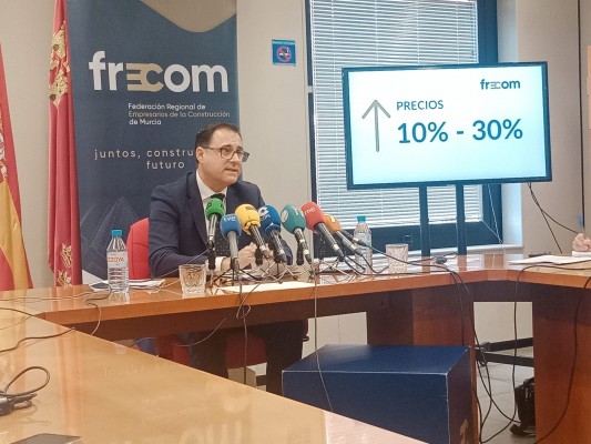 Los constructores de la Región dan un toque a las administraciones y avisan: 