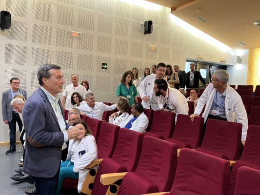 Sanidad admite que habrá falta de personal en verano por el retraso en la nueva hornada de MIR