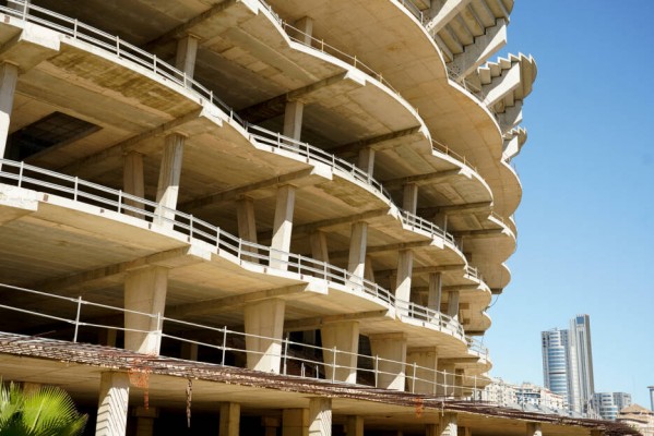 El futuro del Nou Mestalla se debate esta tarde en el Ayuntamiento