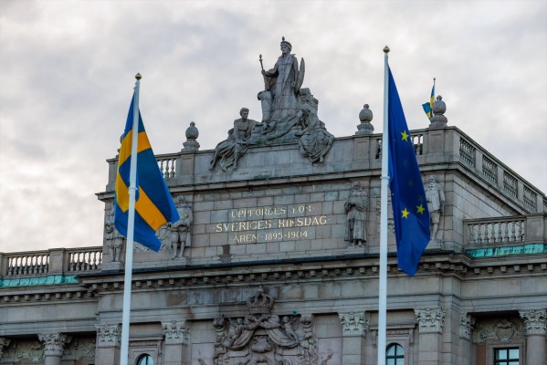El Banco de Suecia baja tipos por primera vez desde 2016

