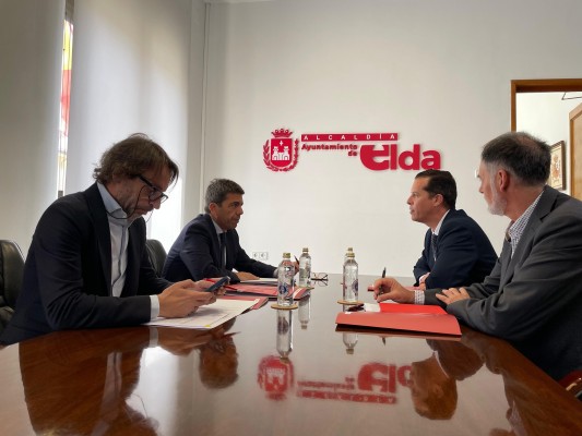 Elda y la Generalitat rehabilitarán la Casa de la Juventud para retomar su actividad