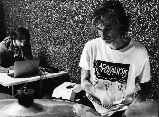 Del punk progressiu al Maig di Gras: Isósteles Estudi de Borriana prepara el seu mes de maig