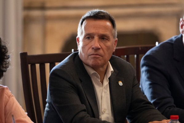 Frenar la erosión y el entorno del Anna: Burriana traslada en la Diputación sus peticiones en costas