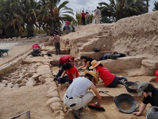 Las excavaciones arqueológicas en La Alcudia descubren la ciudad íbera fundacional