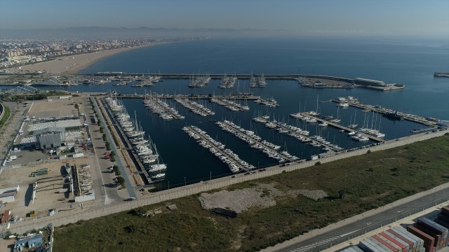 El Ayuntamiento y la APV plantean un órgano de cooperación interadministrativo para la Marina