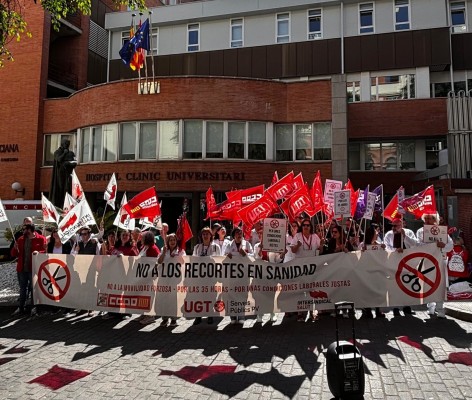 El personal sanitario protesta de nuevo ante la 