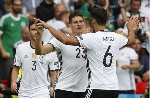 Alemania vence por la mínima a Irlanda del Norte y acaba primera de grupo