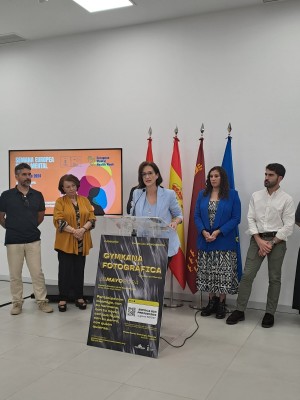 'Enfoca sin prejuicios' lucha en Murcia contra los estigmas de las enfermedades mentales 