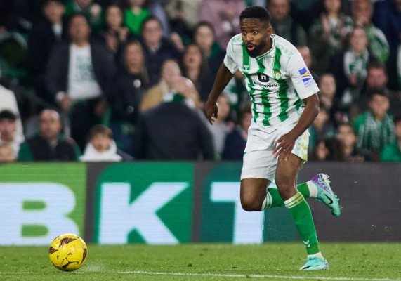Bakambu será operado y estará de baja entre cuatro y cinco meses
