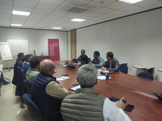 Empresas de la Vall d’Albaida trasladan a Iberdrola las necesidades en sus infraestructuras energéticas