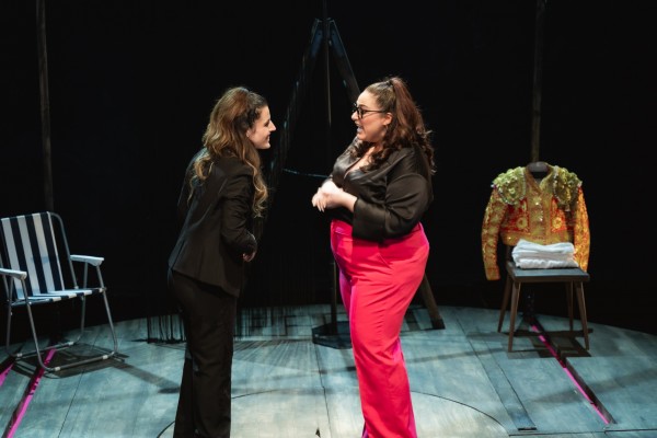 La emotiva obra 'Mare' llega a Segorbe: un viaje teatral a la Valencia de los años 80