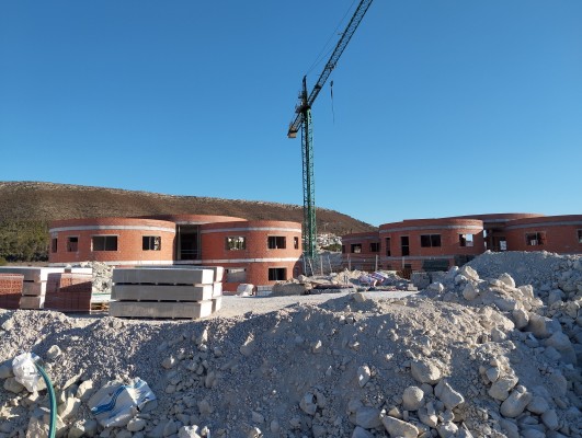 El Xàbia International College avanza en el nuevo colegio que confía inaugurar este septiembre