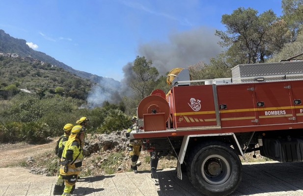 El Plan Estratégico del SGISE 2024-25 recoge el tercer turno de los bomberos forestales
