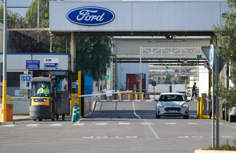Ford agrupa la parada de producción de vehículos en 5 días completos en mayo
