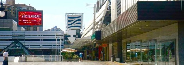 El Corte Inglés autoriza la reapertura en domingo del complejo comercial Nuevo Centro
