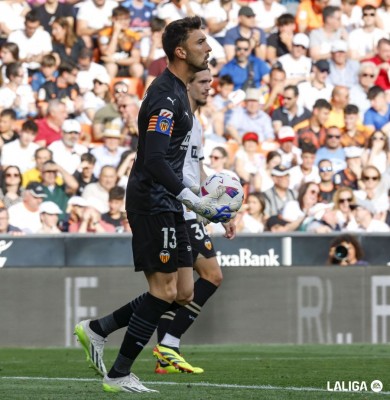 Y al fin apareció Rivero