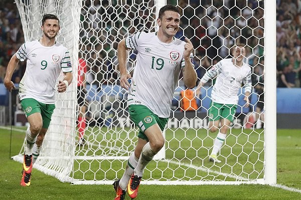 Irlanda vence a Italia y accede a la siguiente fase 