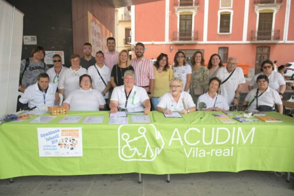 La asociación Acudim participa en las fiestas de San Pascual con una campaña de sensibilización social