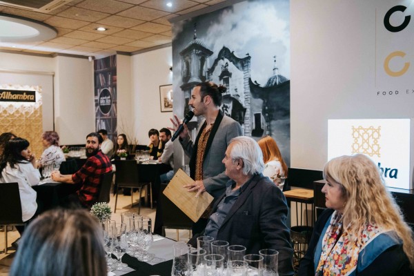 La excelencia cervecera y la tradición andalusí se fusionan en la última cita gastronómica de Cervezas Alhambra

