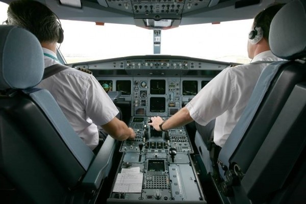 Los pilotos de Iberia, British Airways, Vueling y Aer Lingus crean una alianza intersindical en IAG
